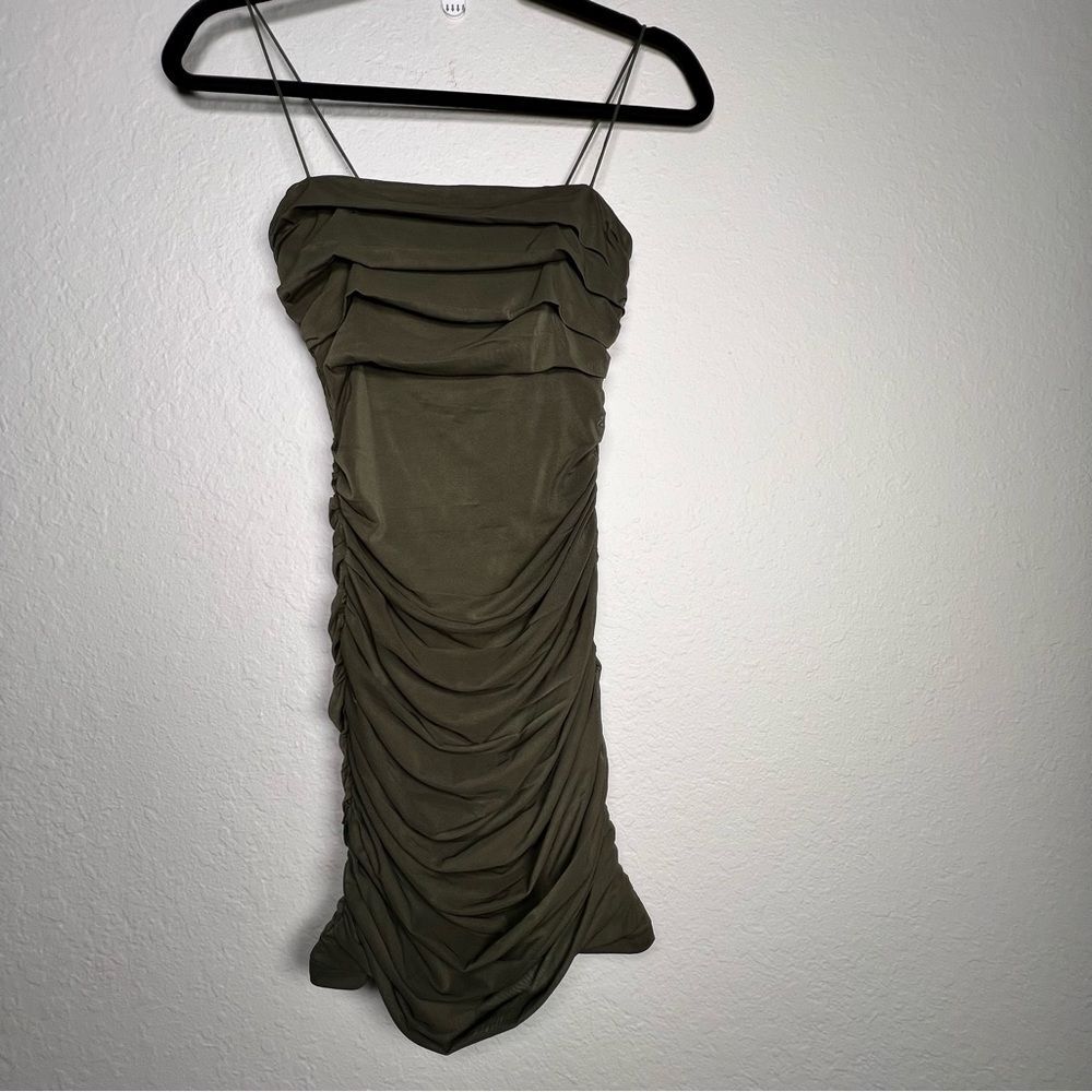 Princess Polly, mini dress 🔥 Excellent condition 🔥 green 🔥 size 2